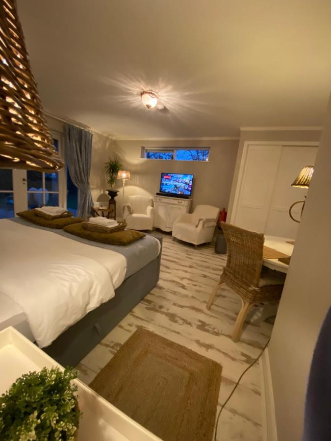 De Vijverkamer-----Prive Diner Op De Kamer Mogelijk!! Hoogeveen Eksteriør bilde